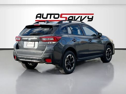 Used 2022 Subaru Crosstrek 2.0i Premium w/ Moonroof Package image 7