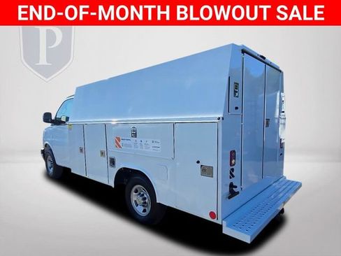 New 2025 Chevrolet Express 3500 w/ Power Convenience Package RWD image 9