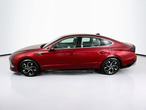 Used 2025 Hyundai Sonata SEL FWD image 4