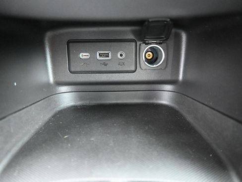 Used 2024 Chevrolet Equinox LT FWD image 20