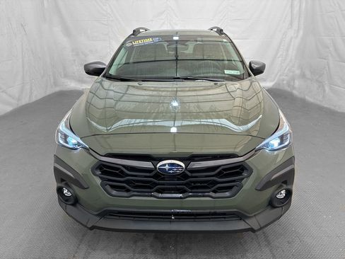 Used 2024 Subaru Crosstrek 2.5i Limited AWD/4WD image 2