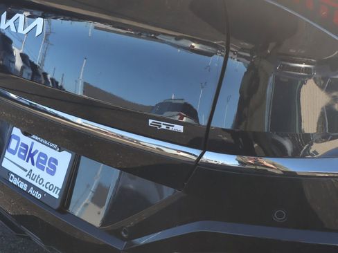 New 2025 Kia EV6 GT-Line RWD image 8