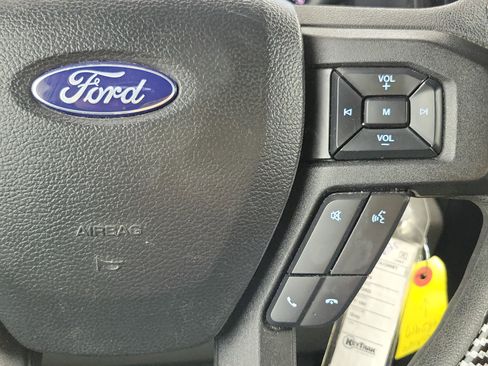 Used 2019 Ford F150 XL w/ Equipment Group 101A Mid RWD image 19