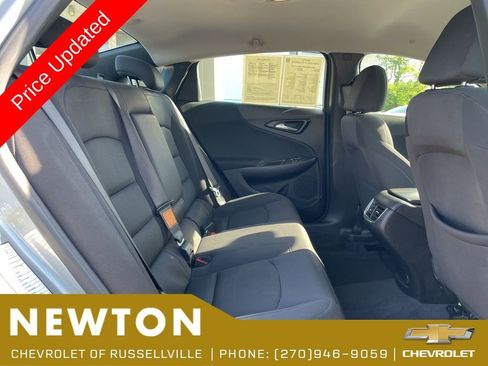 Used 2024 Chevrolet Malibu LT FWD image 31