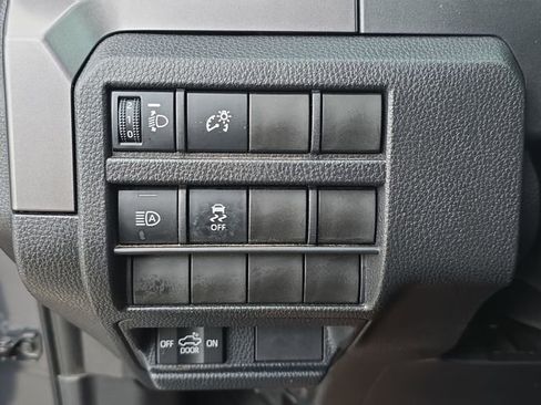 Used 2025 Toyota Tacoma SR5 image 25