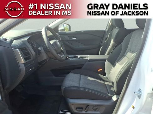 New 2026 Nissan Rogue SV FWD image 22