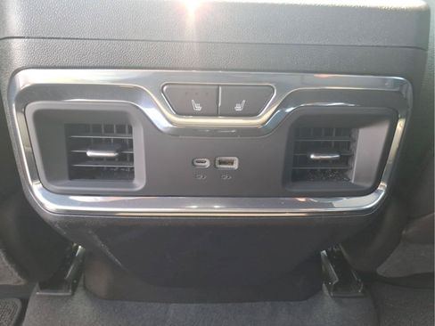 Used 2024 Chevrolet Silverado 2500 High Country w/ High Country Premium Package AWD/4WD image 15