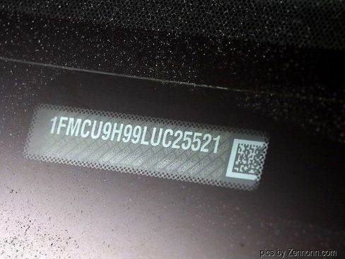 Used 2020 Ford Escape SEL AWD/4WD image 31