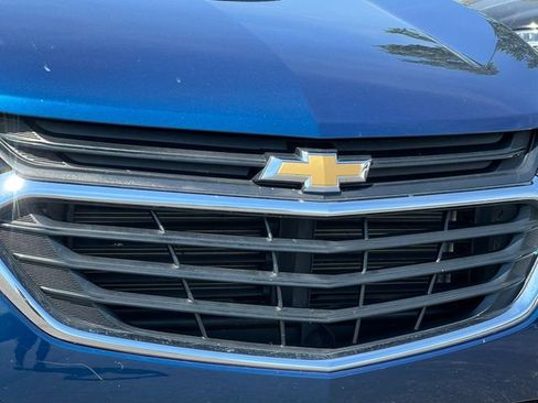 Used 2020 Chevrolet Equinox LT w/ Driver Convenience Package AWD/4WD image 39