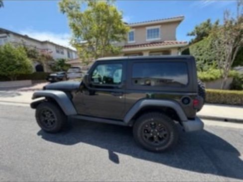 Used 2023 Jeep Wrangler Sport AWD/4WD image 2