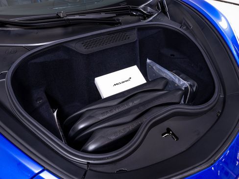 New 2025 McLaren GTS image 23