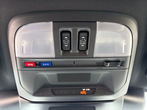 Used 2024 Subaru Crosstrek 2.5i Sport image 18