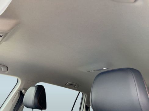 Used 2024 Volkswagen Tiguan Wolfsburg Edition image 27