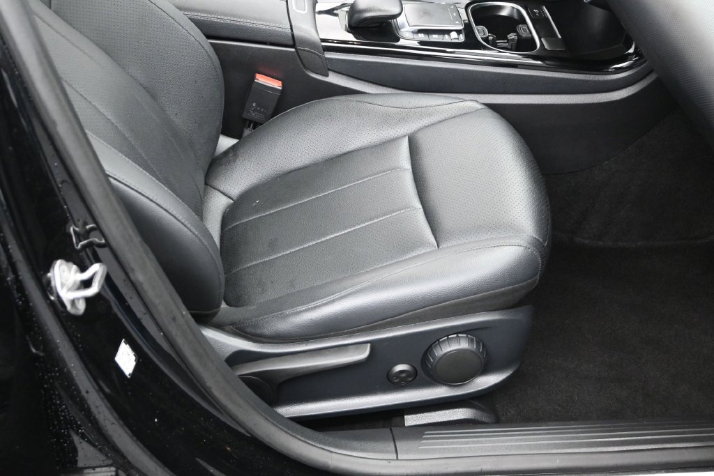 Used 2022 Mercedes-Benz A 220 4MATIC image 11