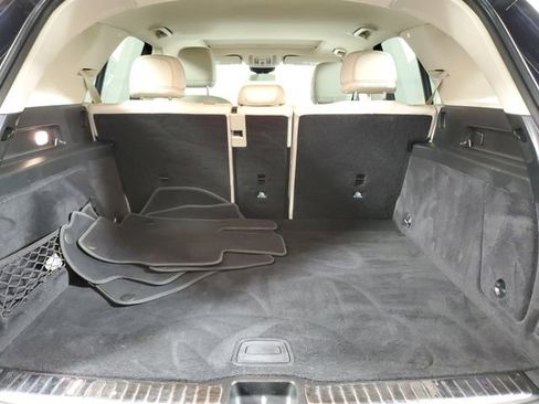 Used 2022 Mercedes-Benz GLE 350 4MATIC w/ Premium Package image 8