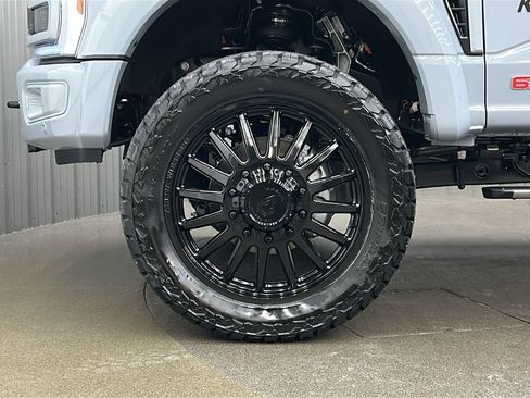 Used 2026 Ford F450 Platinum image 9