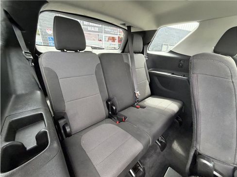 Used 2020 Chevrolet Traverse LS FWD image 29