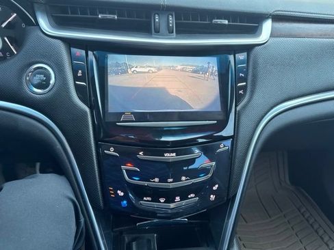 Used 2019 Cadillac XTS Luxury FWD image 25