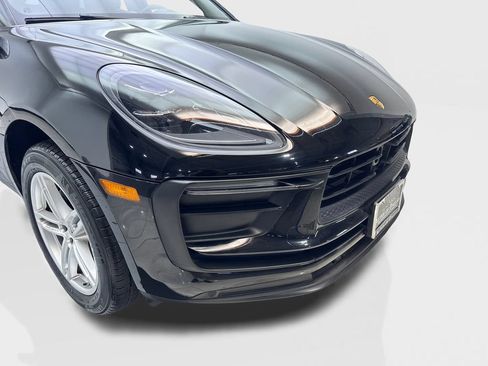 Used 2024 Porsche Macan AWD/4WD image 17