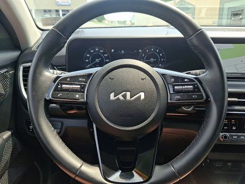Used 2024 Kia Seltos S AWD/4WD image 20