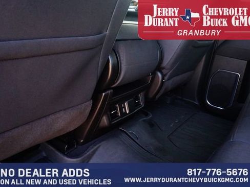 Used 2024 GMC Sierra 1500 Elevation w/ LPO, Elevation Black Package AWD/4WD image 21
