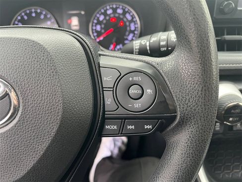 Used 2019 Toyota RAV4 XLE image 35