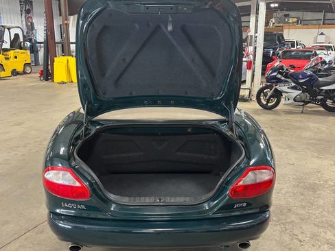 Used 1998 Jaguar XK8 Convertible RWD image 40