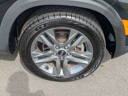 Used 2021 Kia Seltos LX AWD/4WD image 11