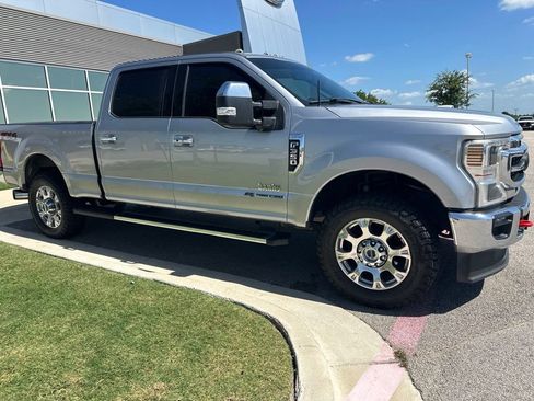 Used 2022 Ford F350 Lariat w/ Lariat Ultimate Package AWD/4WD image 5