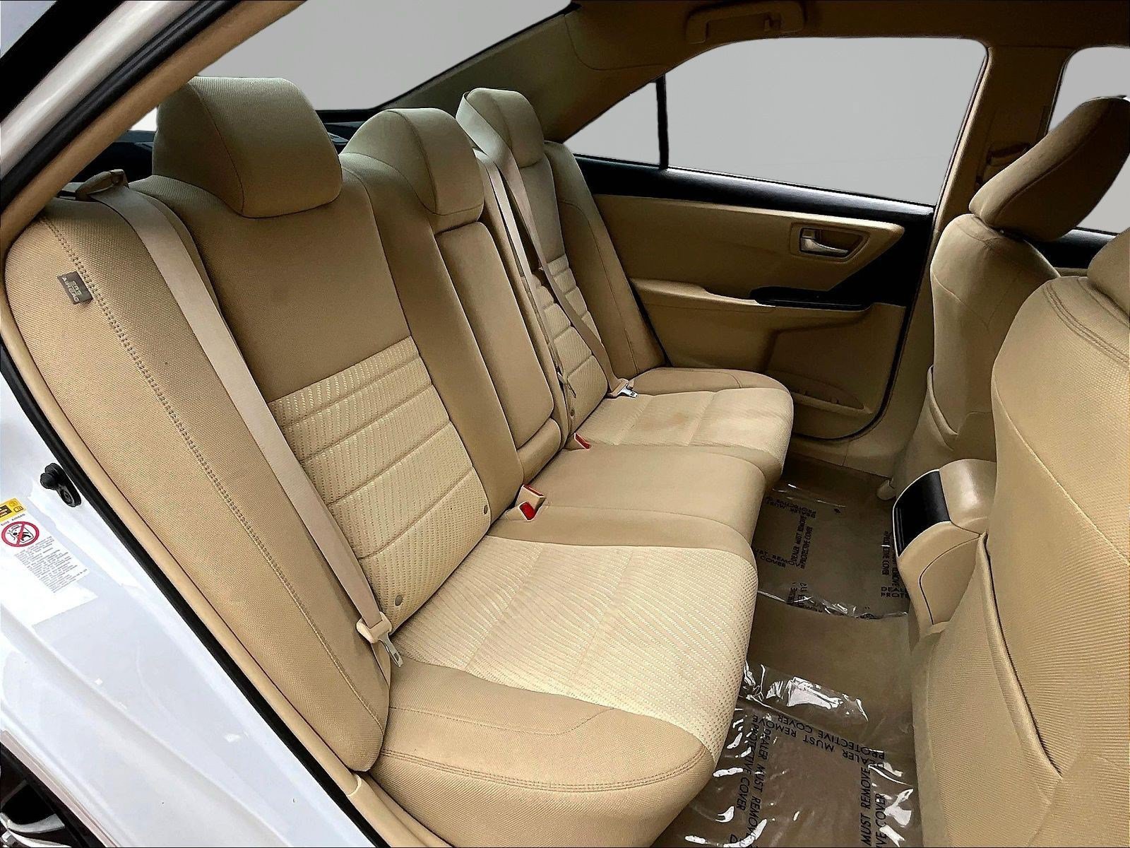 Used 2015 Toyota Camry LE FWD image 23
