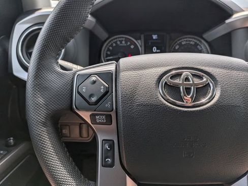 Used 2021 Toyota Tacoma SR5 RWD image 18