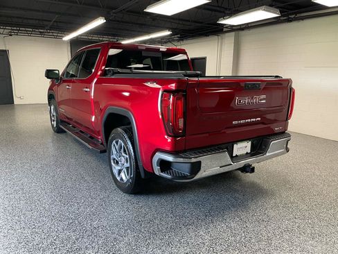 Used 2022 GMC Sierra 1500 SLT w/ SLT Premium Plus Package AWD/4WD image 8
