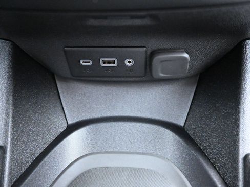Used 2024 Chevrolet Malibu RS FWD image 19