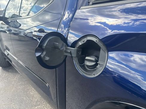 Used 2022 Toyota Tundra Platinum w/ Advanced Package image 19