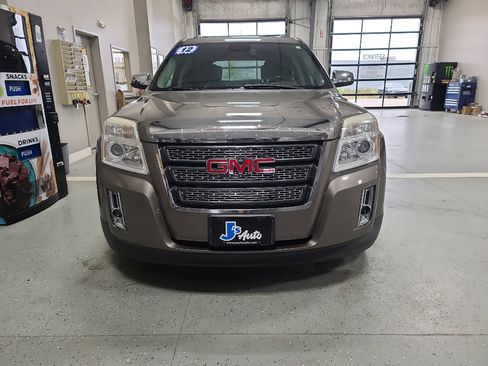 Used 2012 GMC Terrain SLT image 3