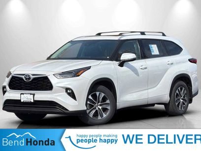 Used 2022 Toyota Highlander XLE