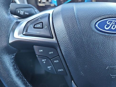 Used 2024 Ford Edge SEL image 16