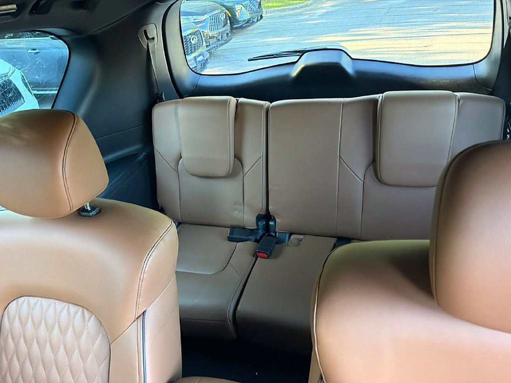 Used 2023 INFINITI QX80 Sensory w/ Cargo Package AWD/4WD image 11