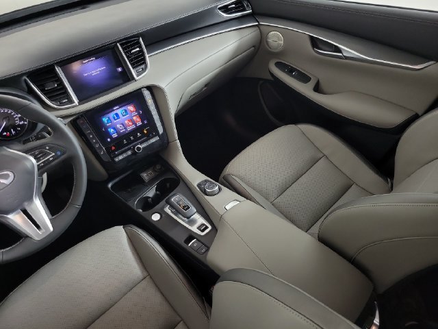 Certified 2025 INFINITI QX50 Luxe AWD/4WD image 23