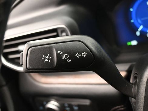 Used 2022 Ford Explorer Platinum AWD/4WD image 20