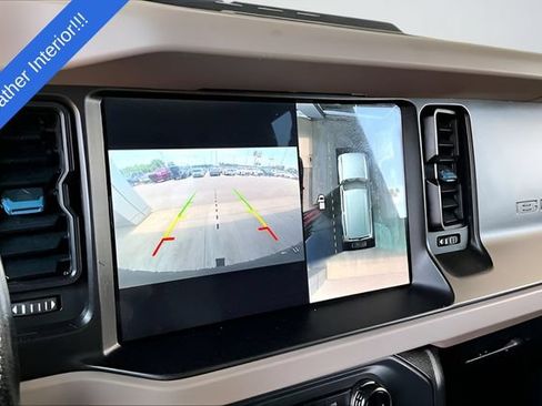 Used 2023 Ford Bronco Wildtrak AWD/4WD image 13