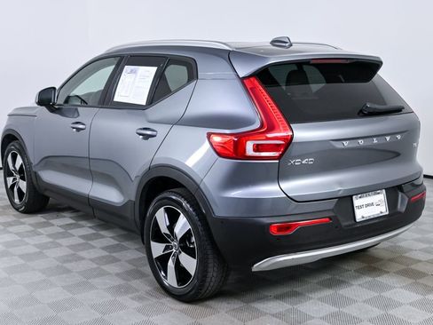 Used 2019 Volvo XC40 T5 Momentum AWD/4WD image 4