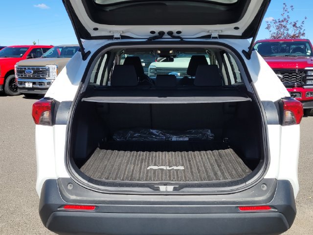 Used 2023 Toyota RAV4 XLE w/ XLE Grade Weather Package AWD/4WD image 14