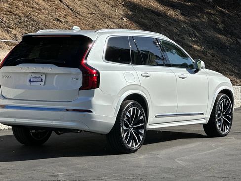 New 2026 Volvo XC90 T8 Ultra w/ Protection Package Premier image 5