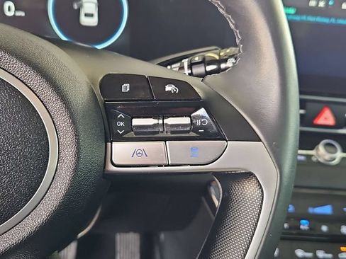 Used 2024 Hyundai Elantra SEL w/ Convenience Package FWD image 14