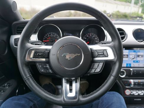 Used 2016 Ford Mustang GT Premium RWD image 26