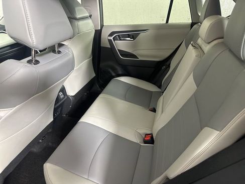 Used 2024 Toyota RAV4 XLE Premium image 22