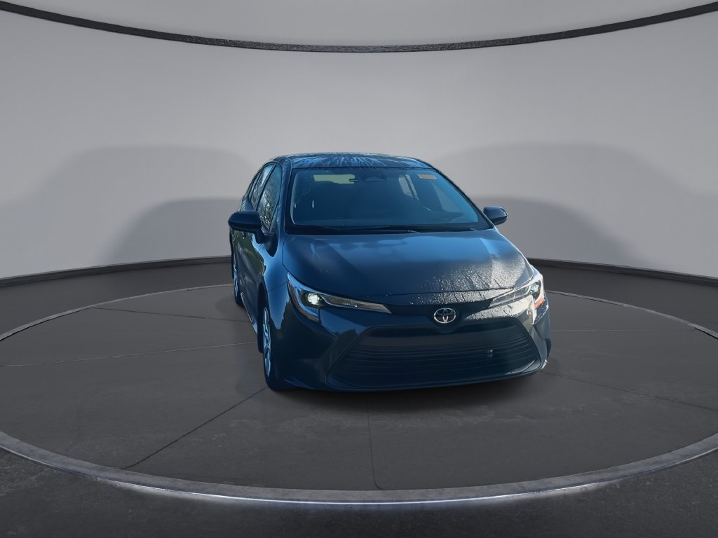 Used 2026 Toyota Corolla LE FWD image 3