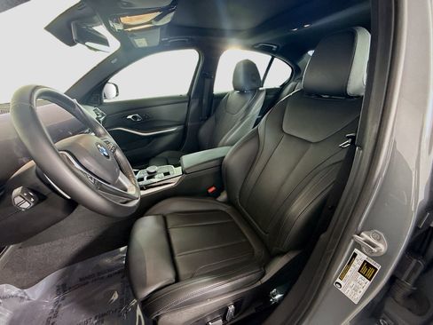 Used 2024 BMW 330i Sedan w/ Convenience Package image 22