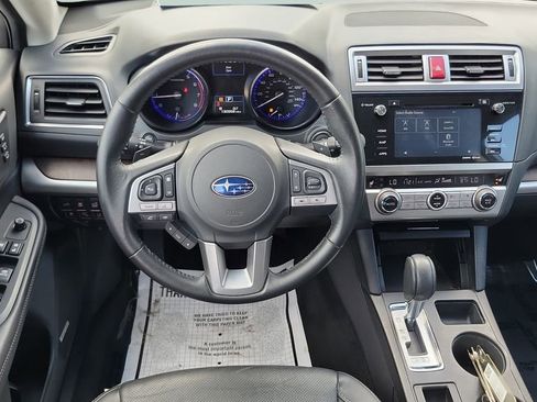 Used 2017 Subaru Outback 2.5i Limited AWD/4WD image 14